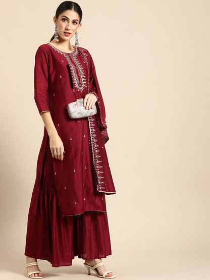 Dhiyona AN Women Maroon Embroidered Kurta with Sharara & With Dupatta