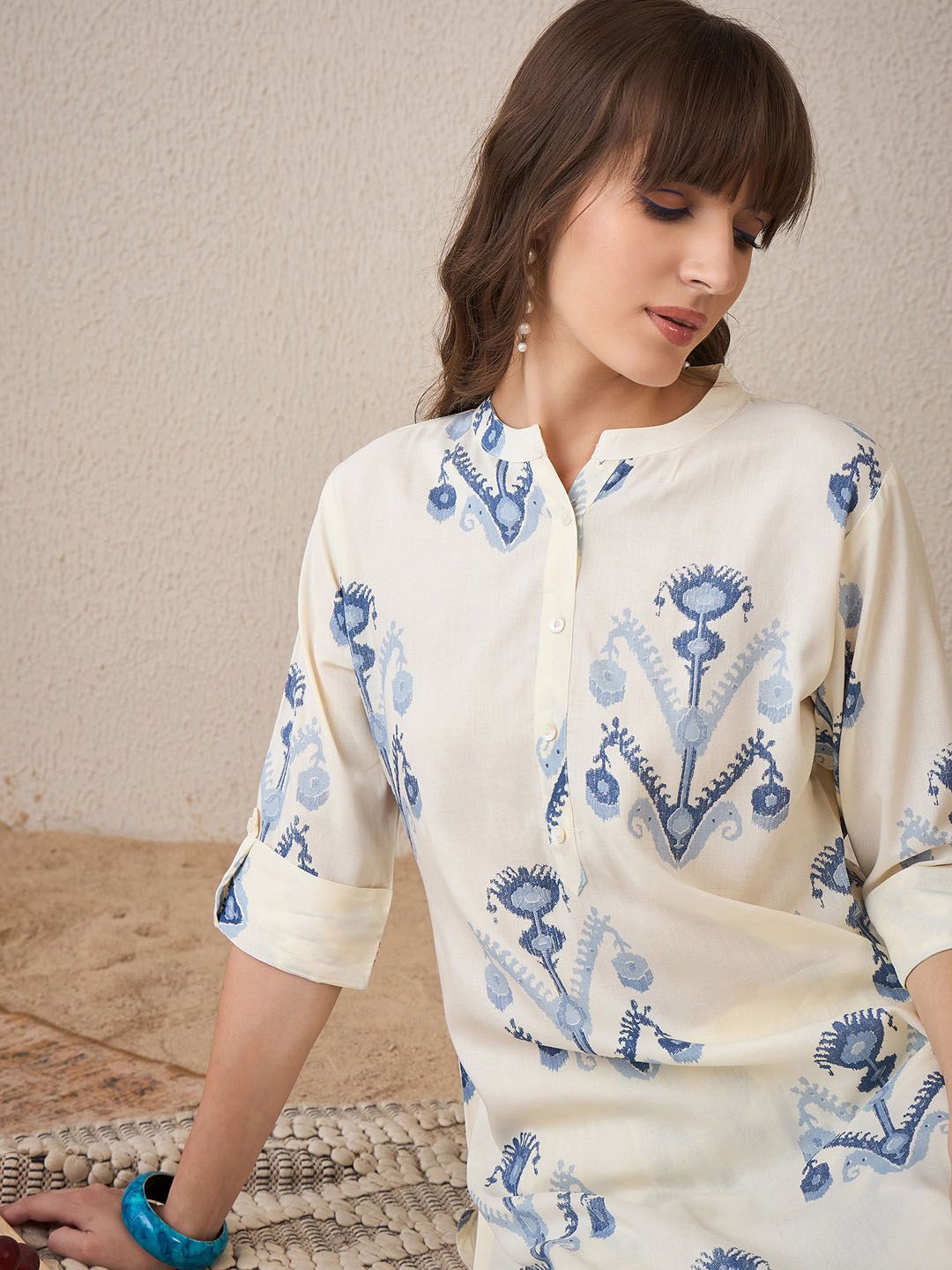 Dhiyona IE Women Printed Regular Kurta with Trousers