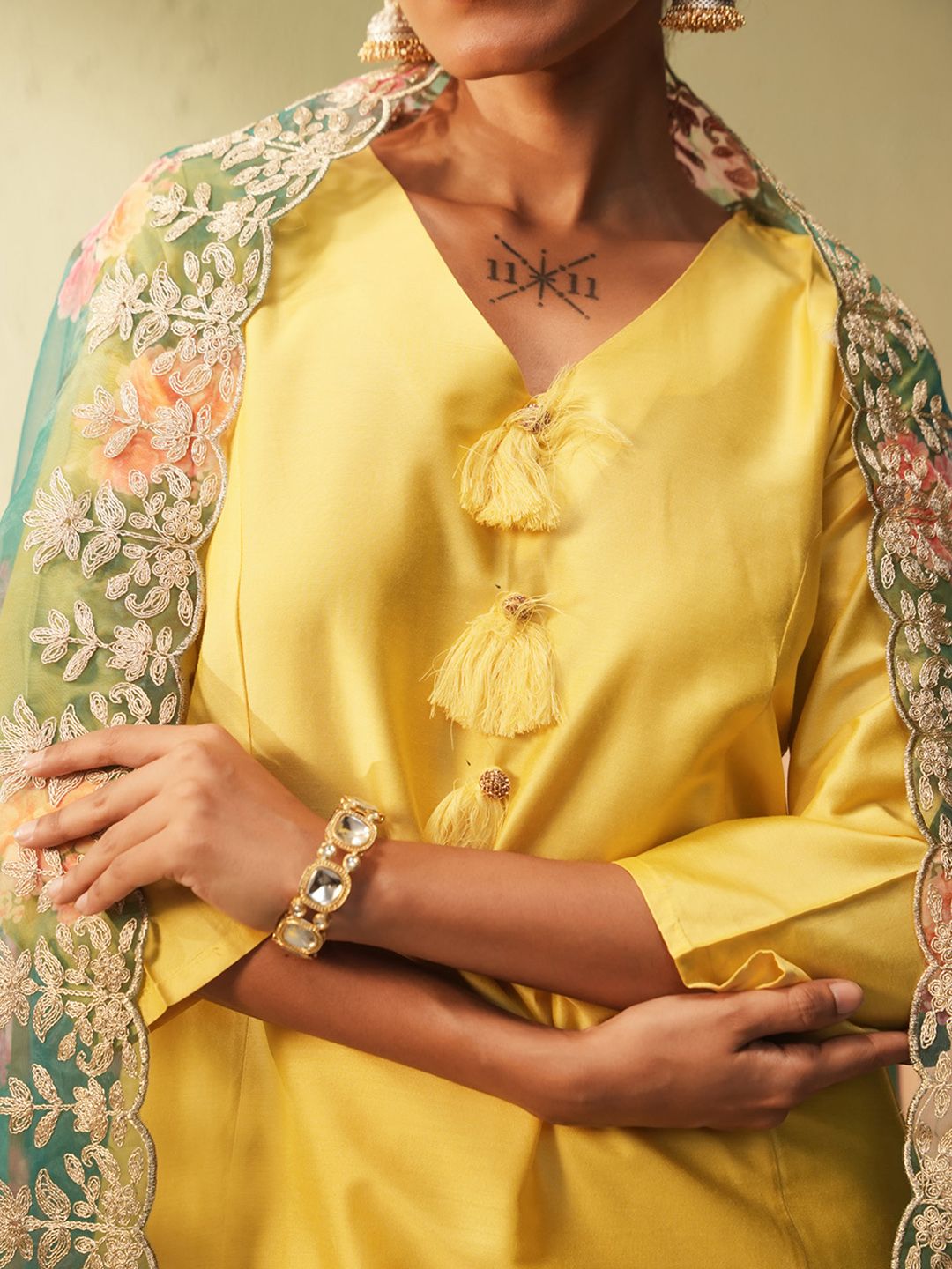 Dhiyona IS Women's Women V-Neck A-Line Kurta with Trousers & Dupatta