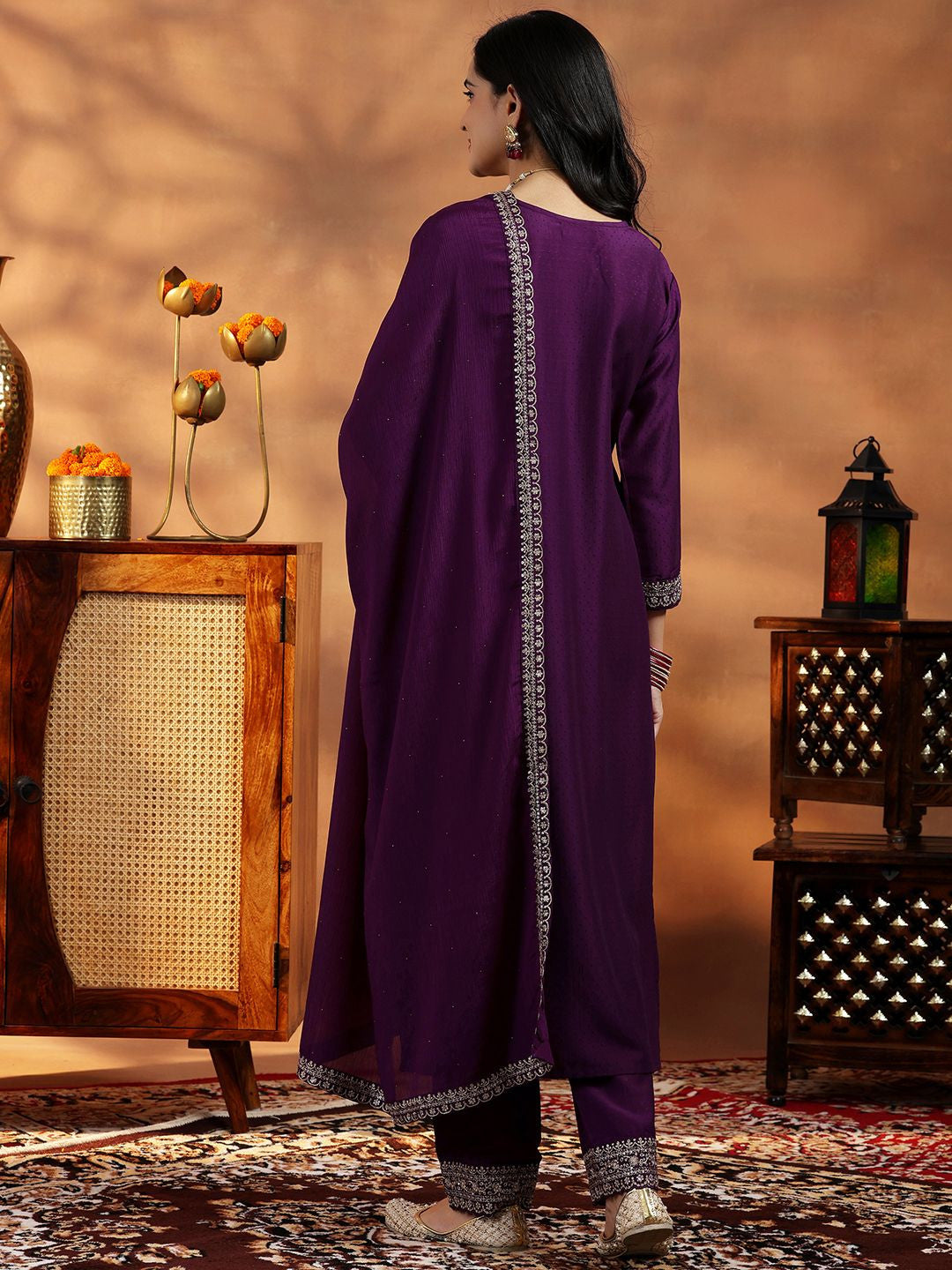 Women Floral Yoke Design Regular Kurta with Trousers & With Dupatta