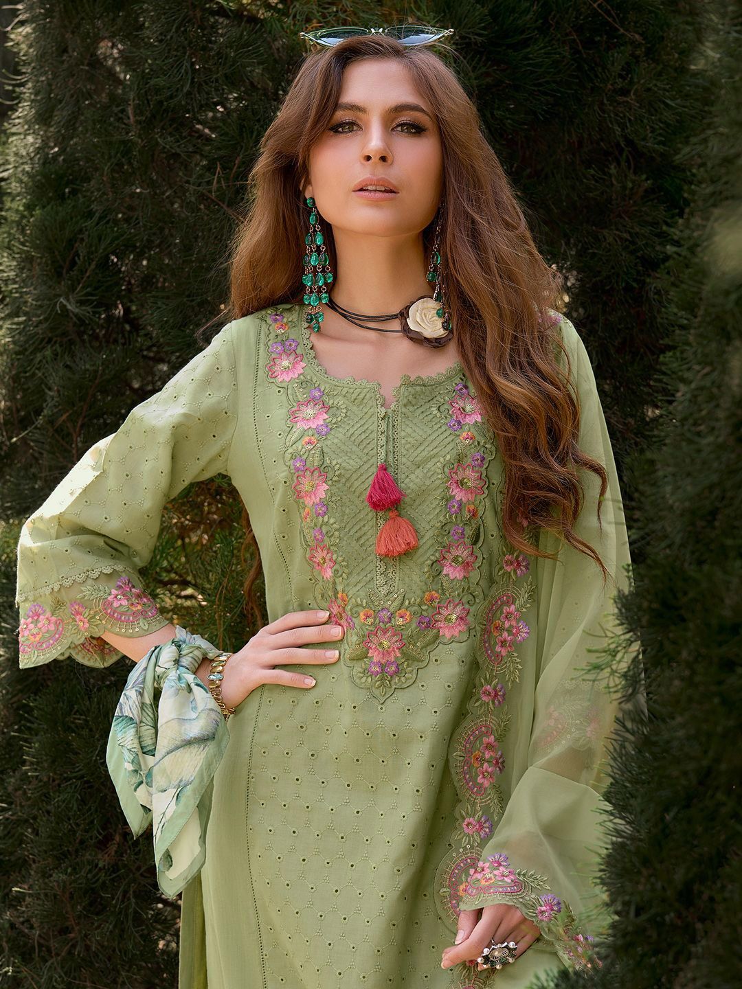Dhiyona IE Women Floral Embroidered Regular Sequinned Cotton Kurta with Trousers & Dupatta