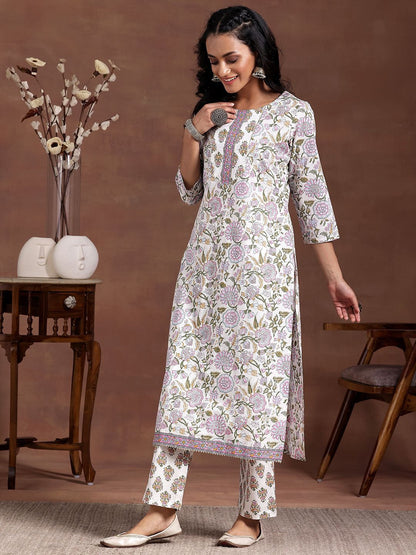 Women Floral Printed Regular Kurta with Trousers