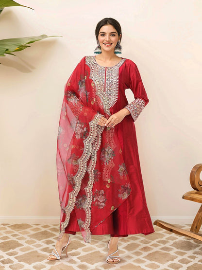 Dhiyona IS Women's Women Ethnic Motifs Yoke Design Regular Thread Work Kurta with Trousers & With Dupatta