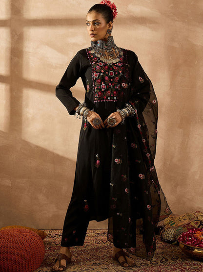 Women Floral Embroidered Regular Thread Work Kurta with Trousers & With Dupatta