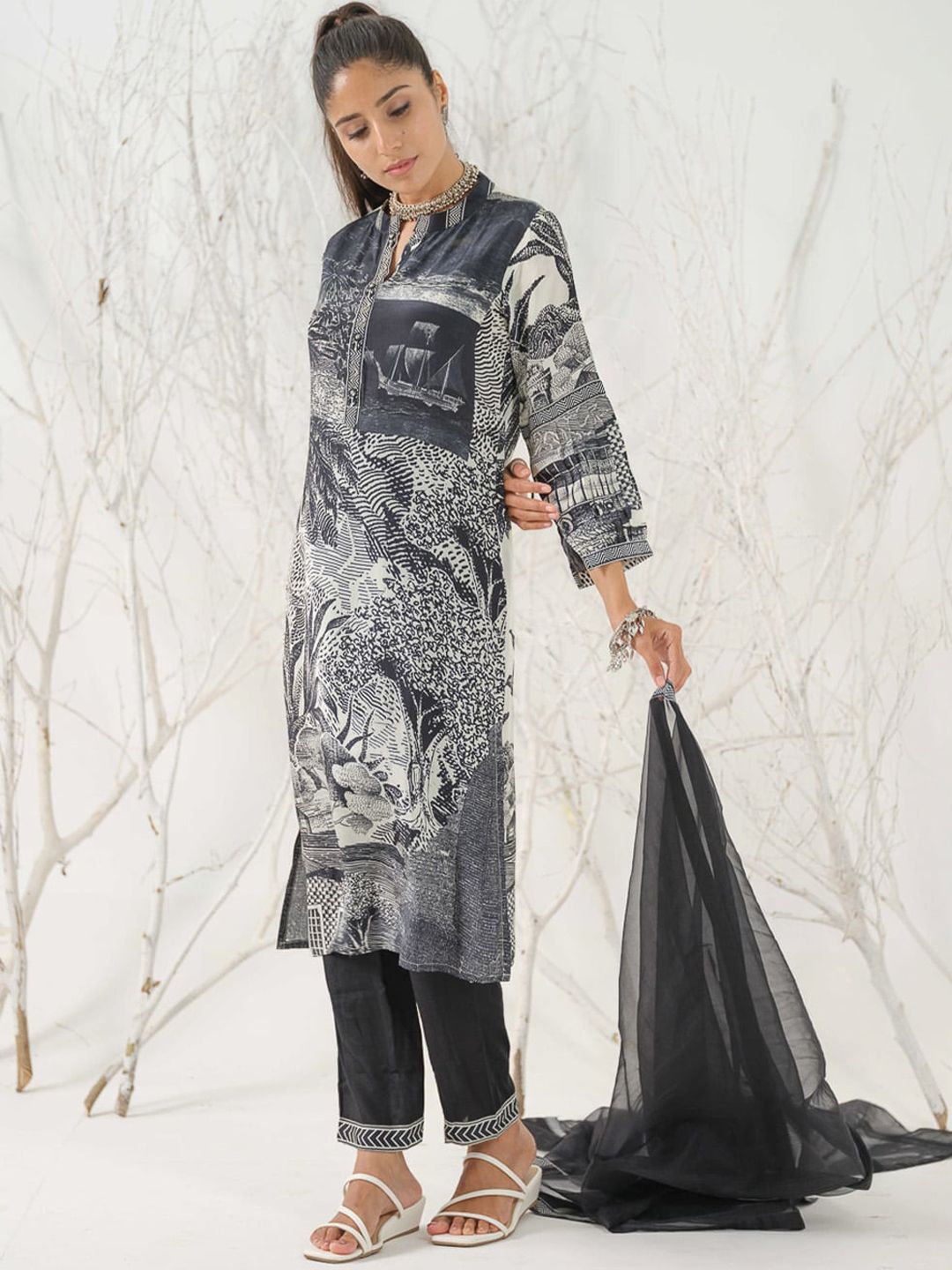 Dhiyona IS Women's Floral Printed Linen Straight Kurta with Trousers & Dupatta