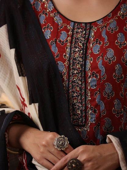 Dhiyona RR Women's Maroon Ethnic Motifs Printed Aari Work Pure Cotton Kurta with Trousers & With Dupatta