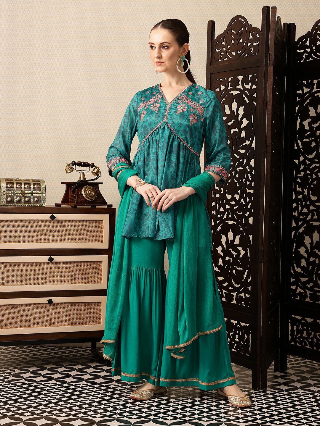 Dhiyona HOP Floral Printed Sequinned Gathered Jashn Kurti With Sharara & Dupatta