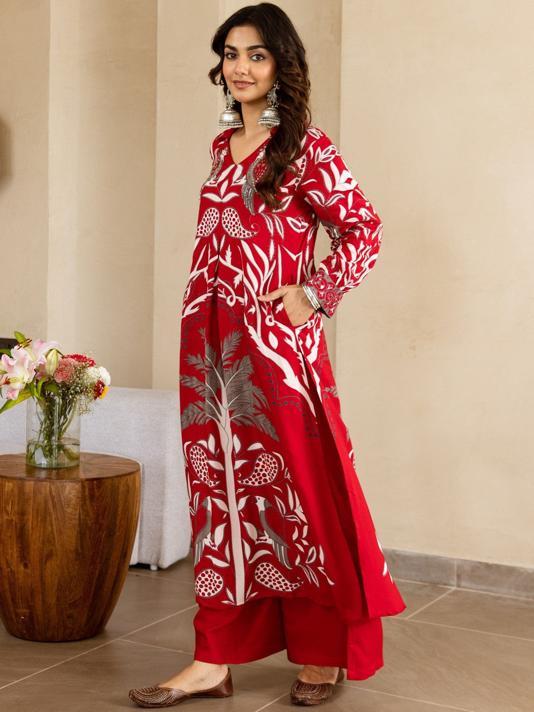 Women Animal Printed Regular Kurta with Palazzos