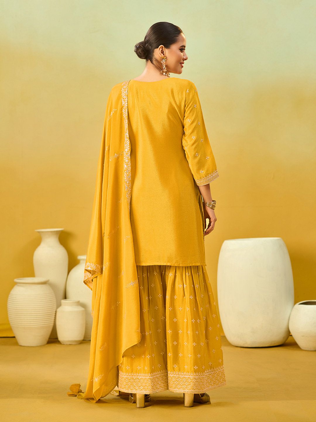 Dhiyona KL Women Ethnic Motifs Embroidered Regular Thread Work Kurta with Sharara & With Dupatta