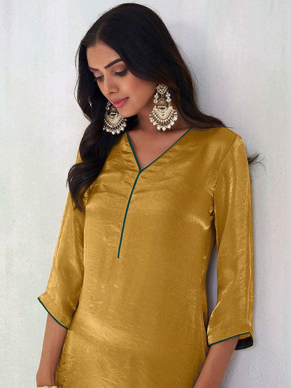 Dhiyona CH Women Regular Kurta with Trousers & With Dupatta