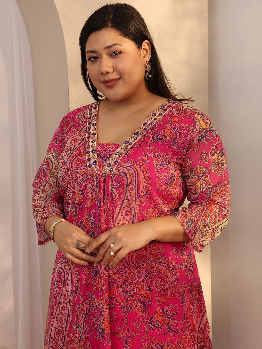 Dhiyona Women's Plus Size Paisley Printed Kurta with Trousers & Dupatta