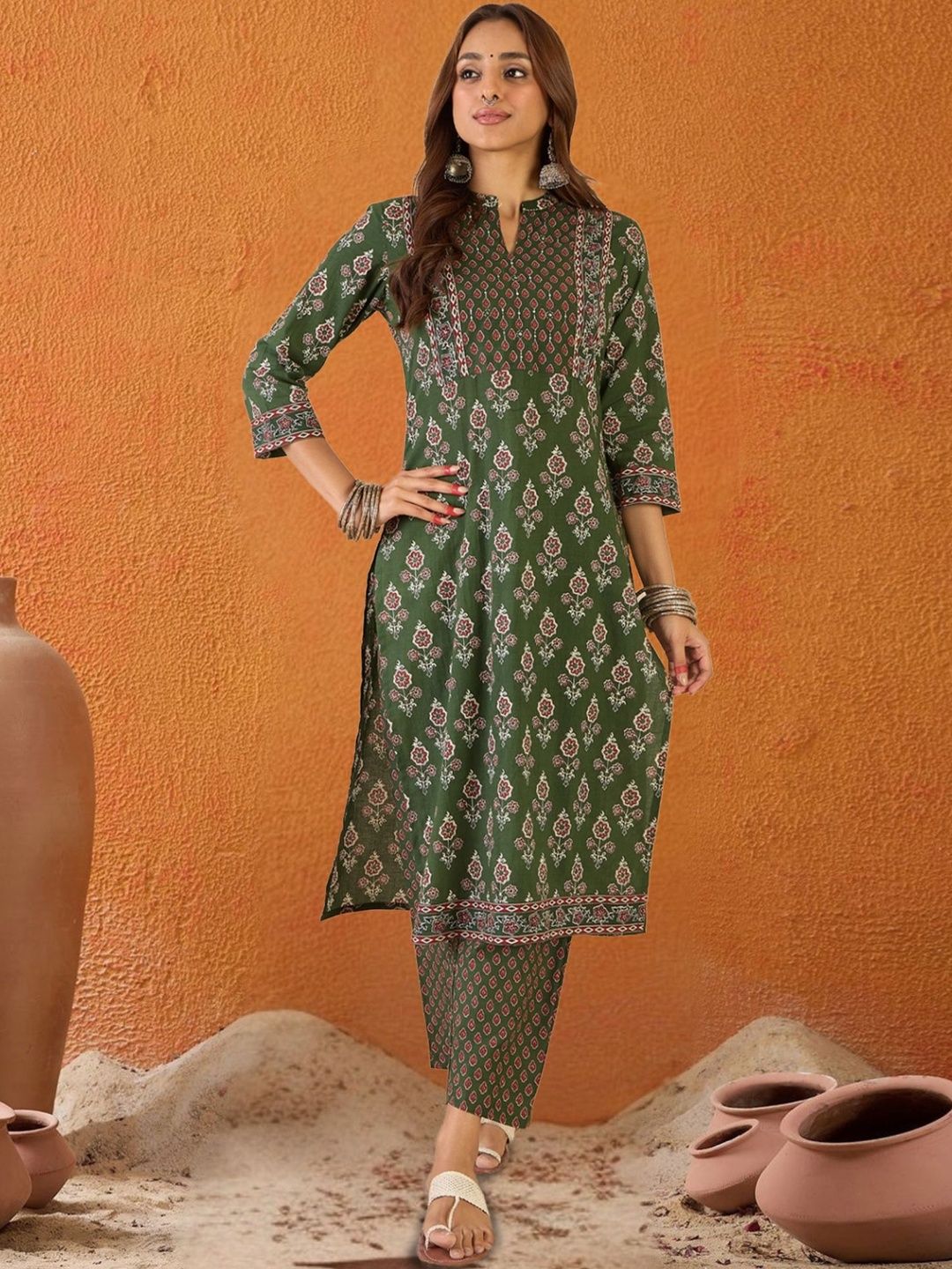 Women Ethnic Motifs Printed Regular Pure Cotton Kurta with Trousers