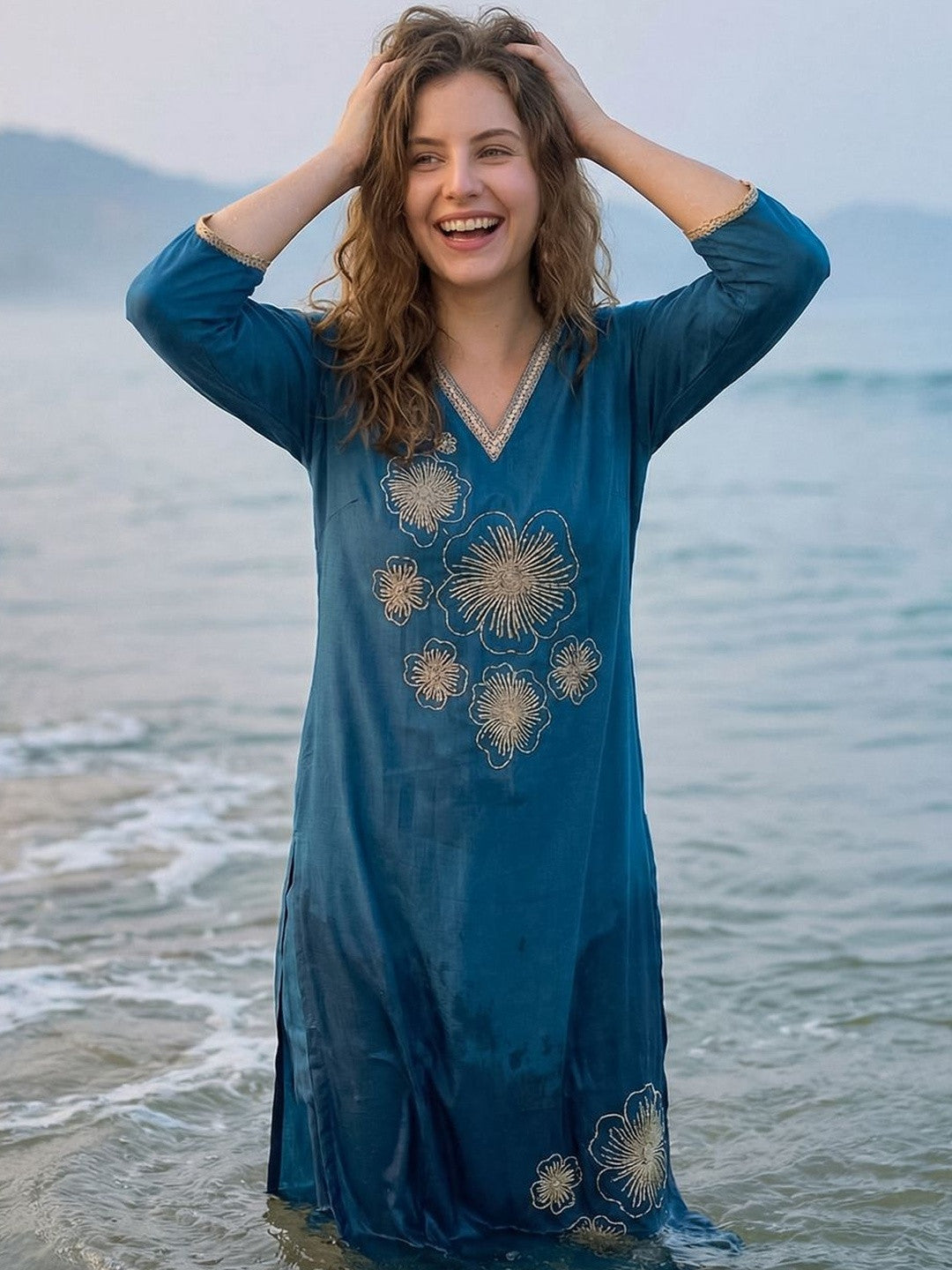 Women Floral Embroidered Regular Thread Work Kurta with Trousers
