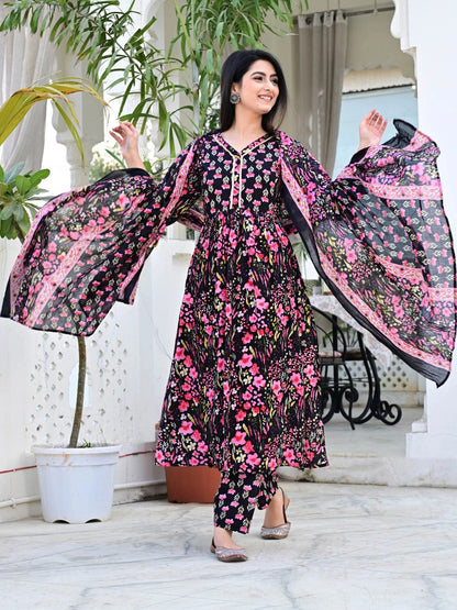 Women Floral Printed Regular Kurta with Trousers & With Dupatta
