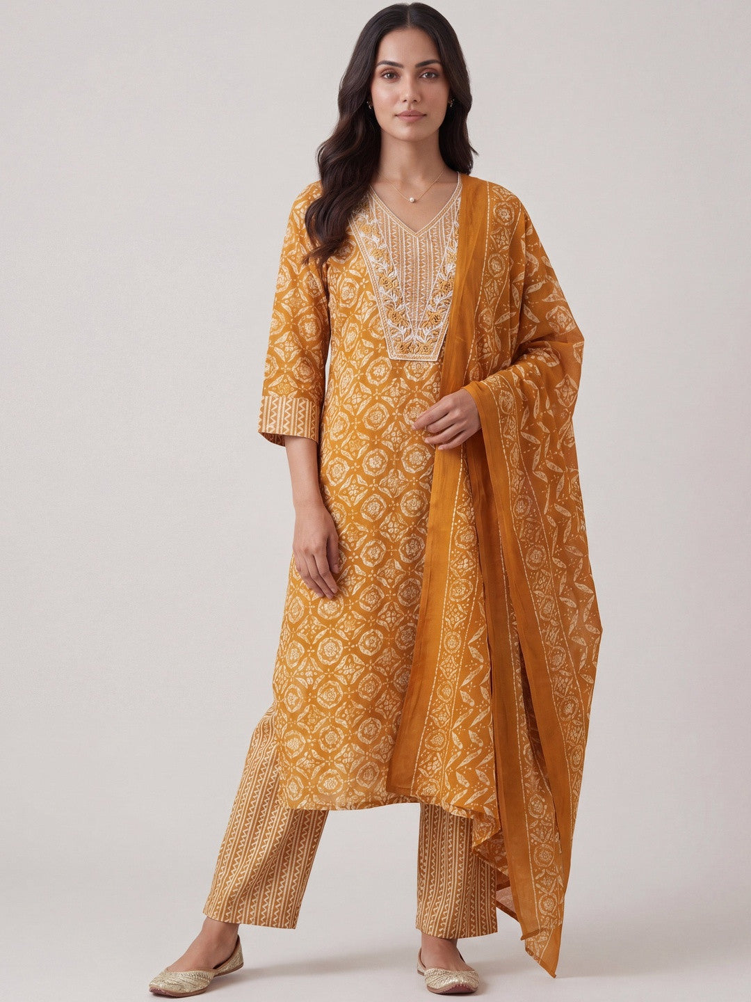 Women Ethnic Motifs Printed Regular Kurta with Trousers & With Dupatta