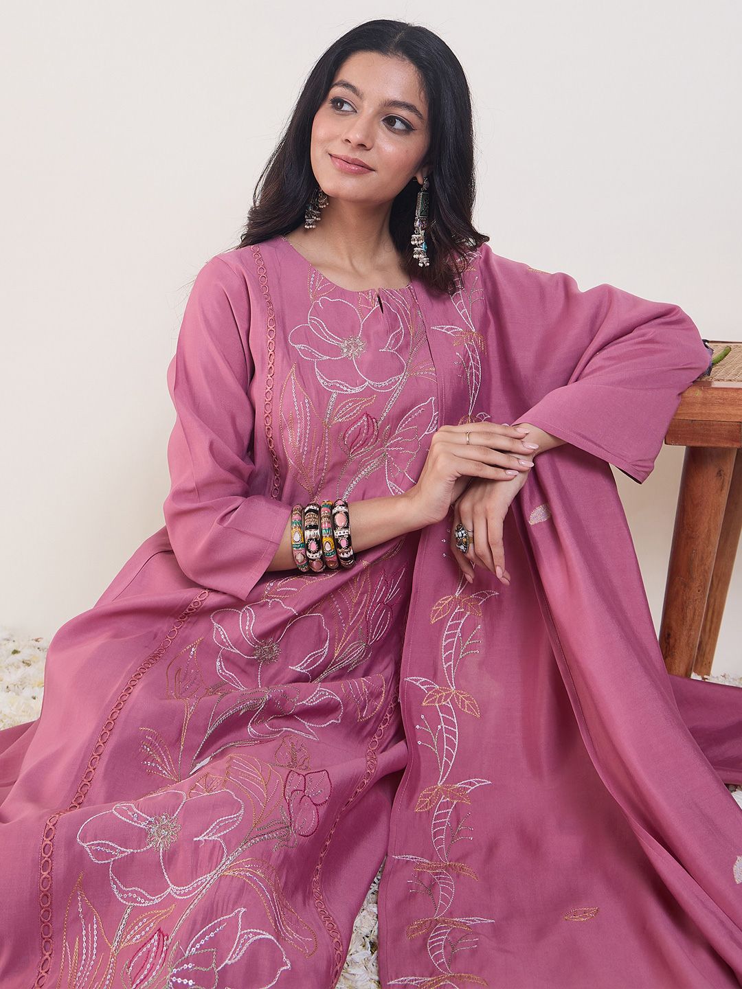 Dhiyona IE Floral Embroidered Thread Work Straight Kurta with Trousers & Dupatta