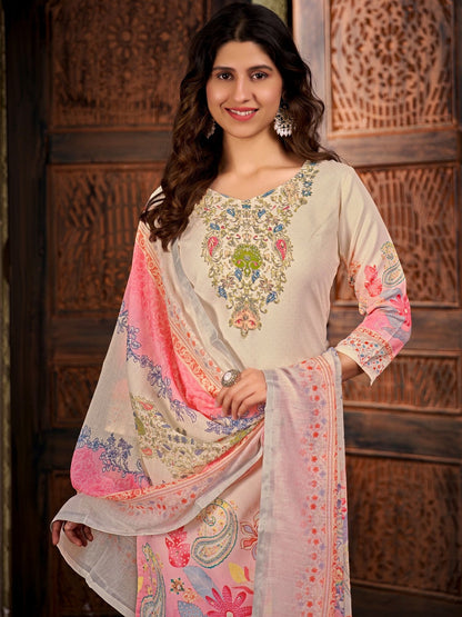 Printed Round Neck Kurta & Trousers With Dupatta