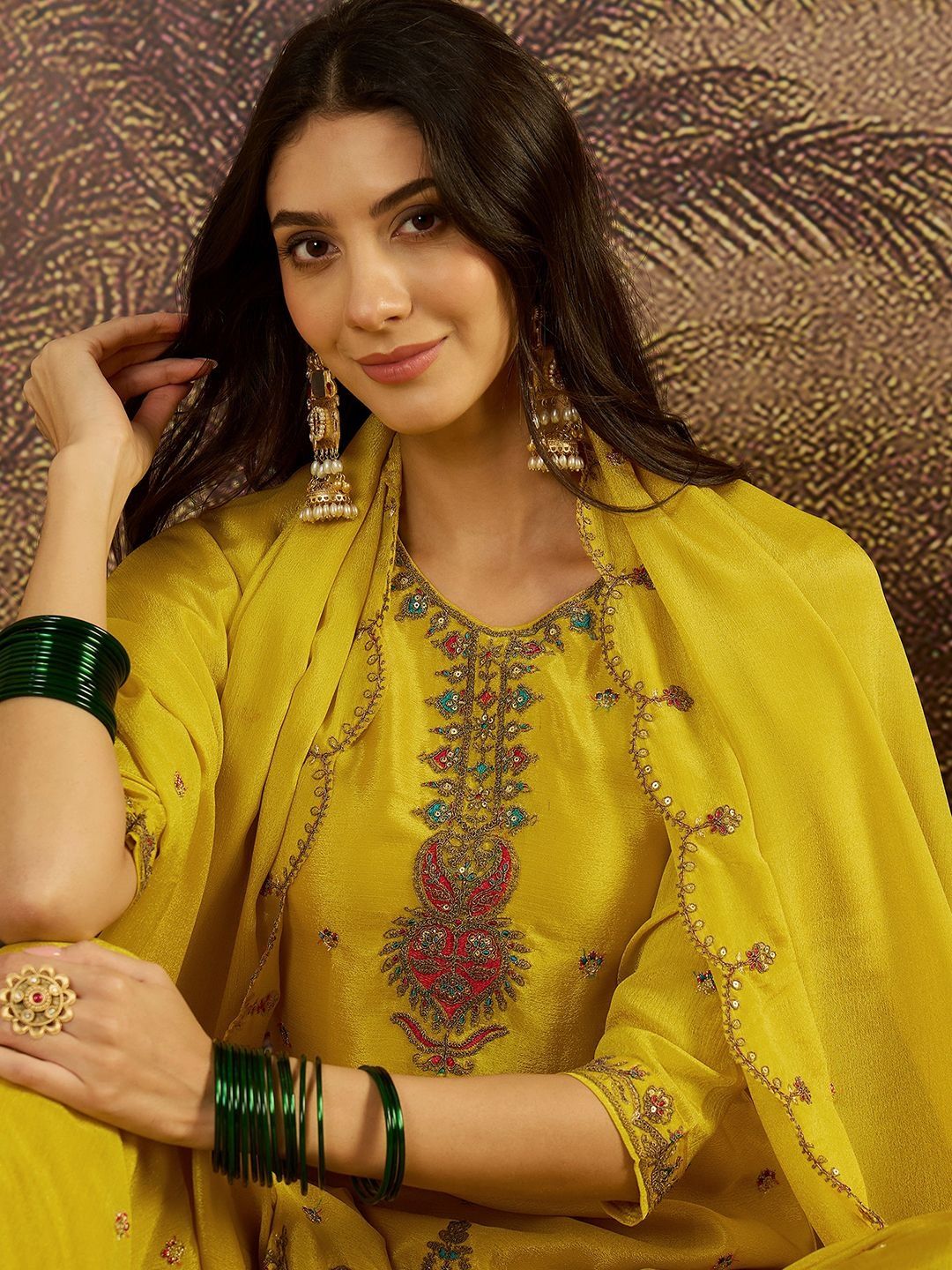 Dhiyona SN Women Embroidered Thread Work Kurta with Sharara & With Dupatta