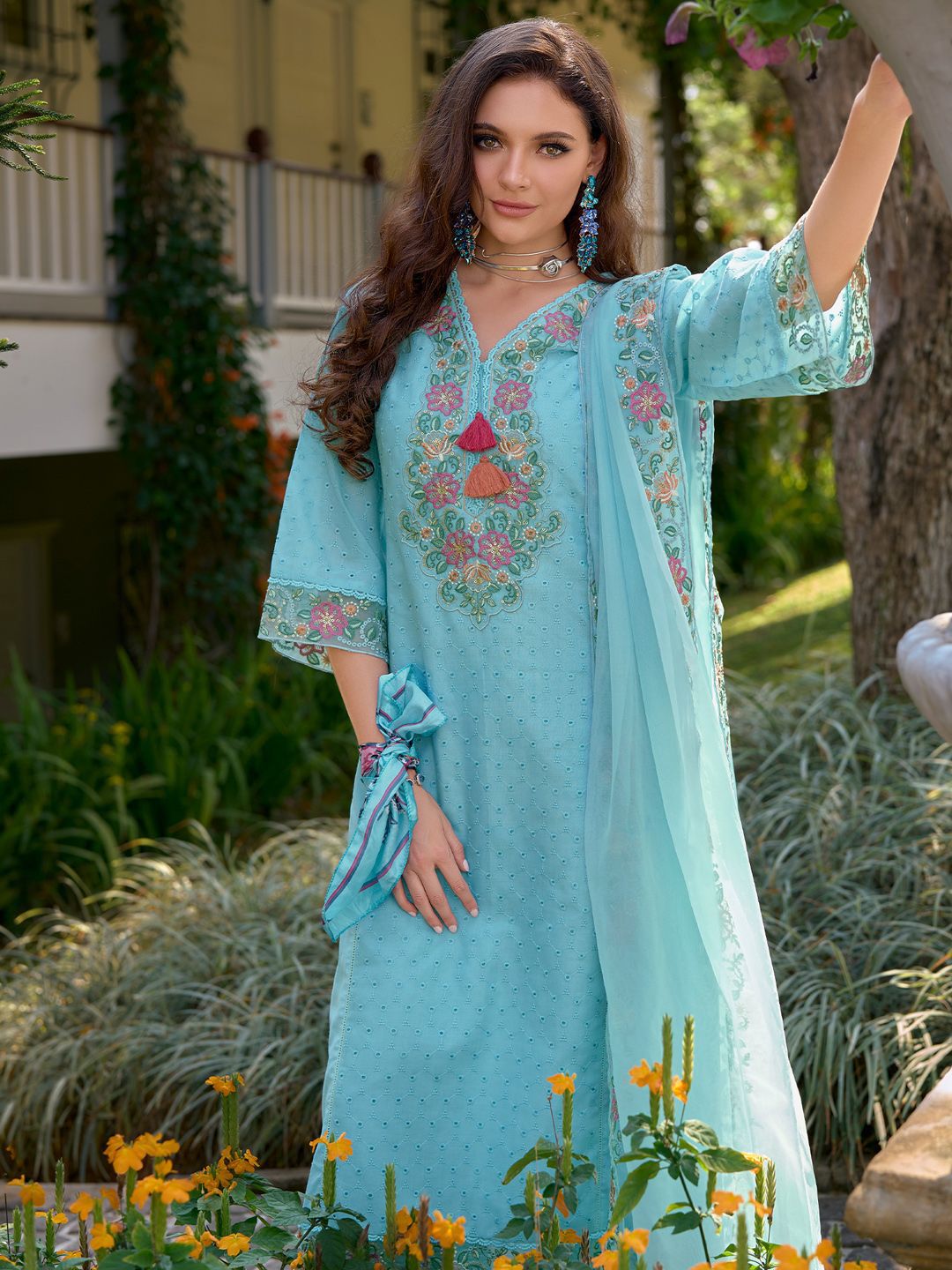 Dhiyona IE Floral Embroidered V Neck Pure Cotton Kurta With Trousers & Dupatta