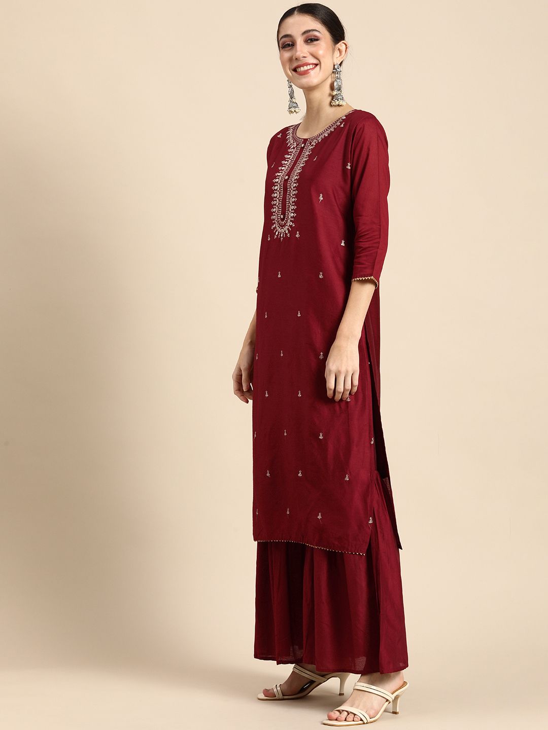 Dhiyona AN Women Maroon Embroidered Kurta with Sharara & With Dupatta