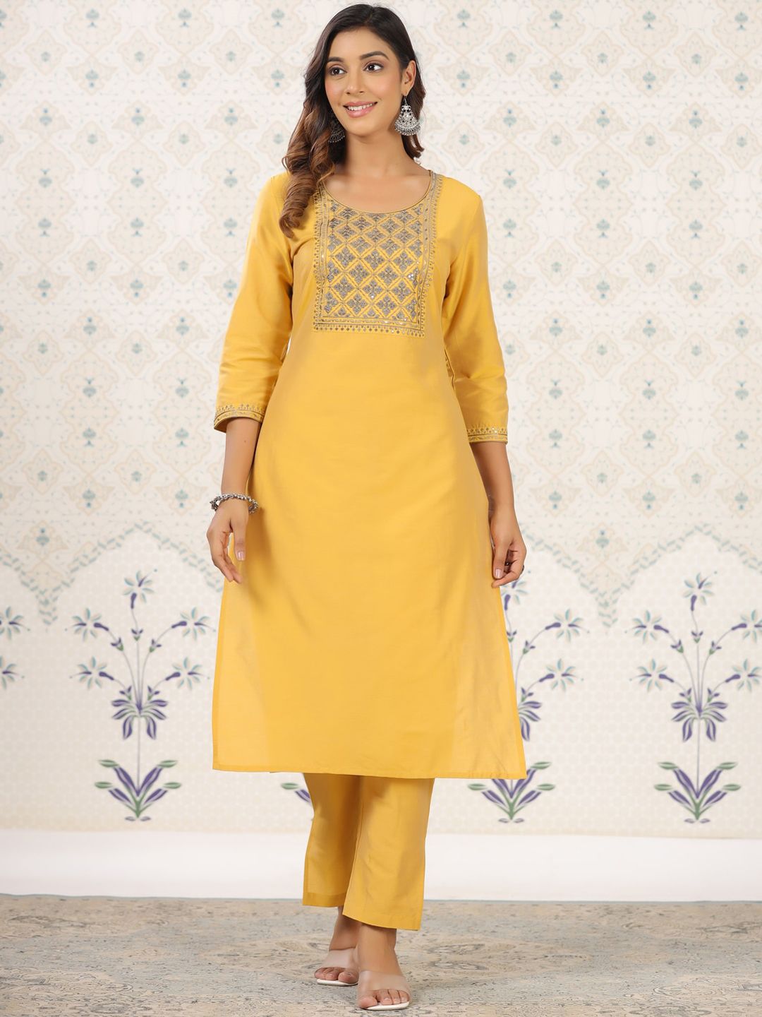 Dhiyona OD  Yellow Floral Yoke Design Round Neck Sequinned Straight Kurta