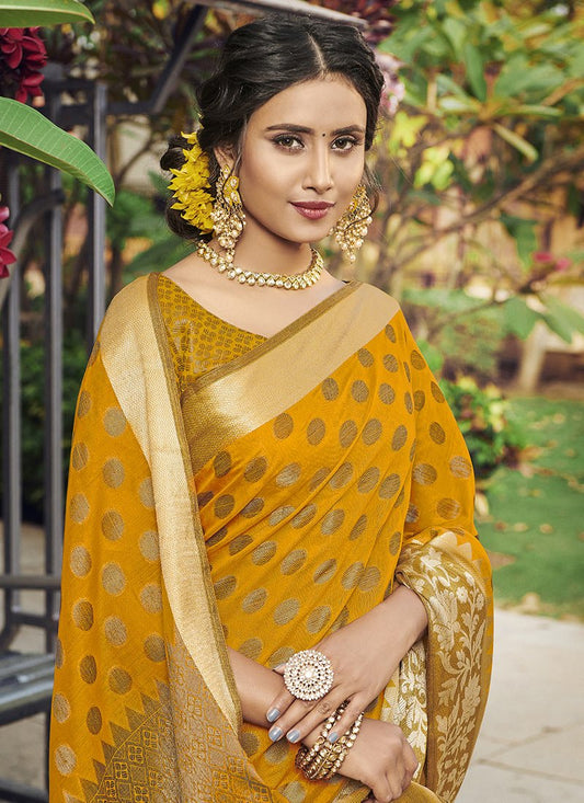 Dhiyona GR Women's Yashomati Medallion Yellow Zari Woven Design Chanderi Cotton Saree