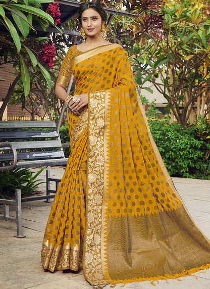Dhiyona GR Women's Yashomati Medallion Yellow Zari Woven Design Chanderi Cotton Saree