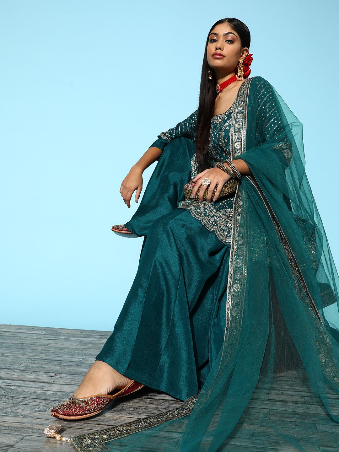 Dhiyona LL Women Ethnic Motifs Pure Silk Hyper Texture Kurta Set