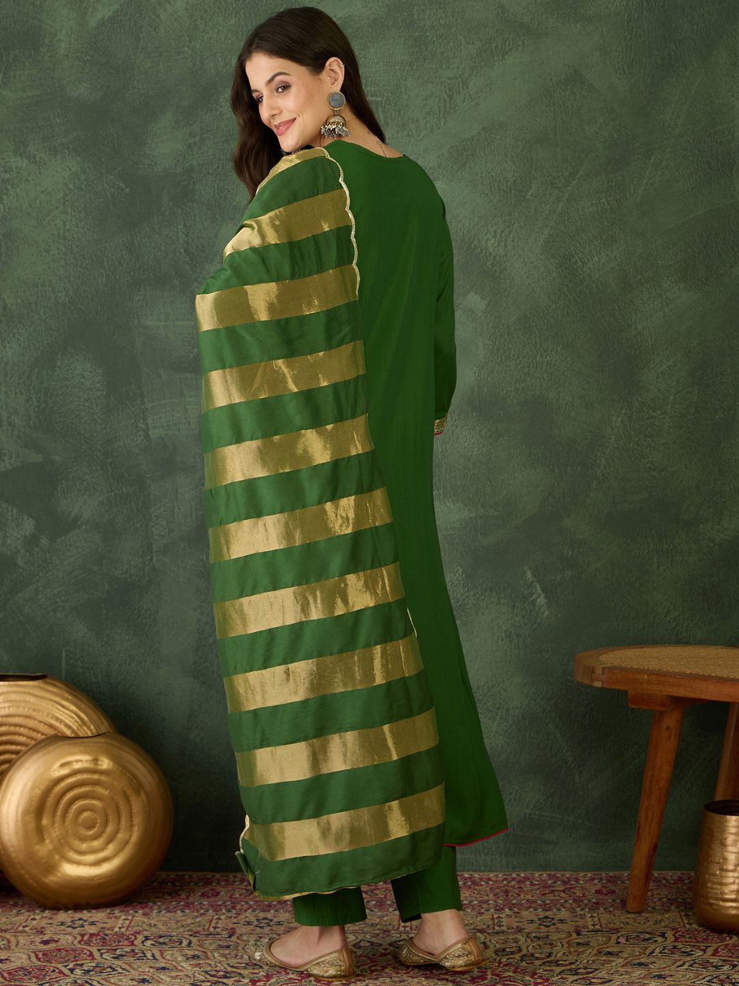 Dhiyona KL Women Embroidered A-Line Republic Day Kurta Set