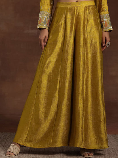 Dhiyona LL Ethnic Motifs Embroidered Round Neck Three-Quarter Sleeves Sequinned Kurta Set