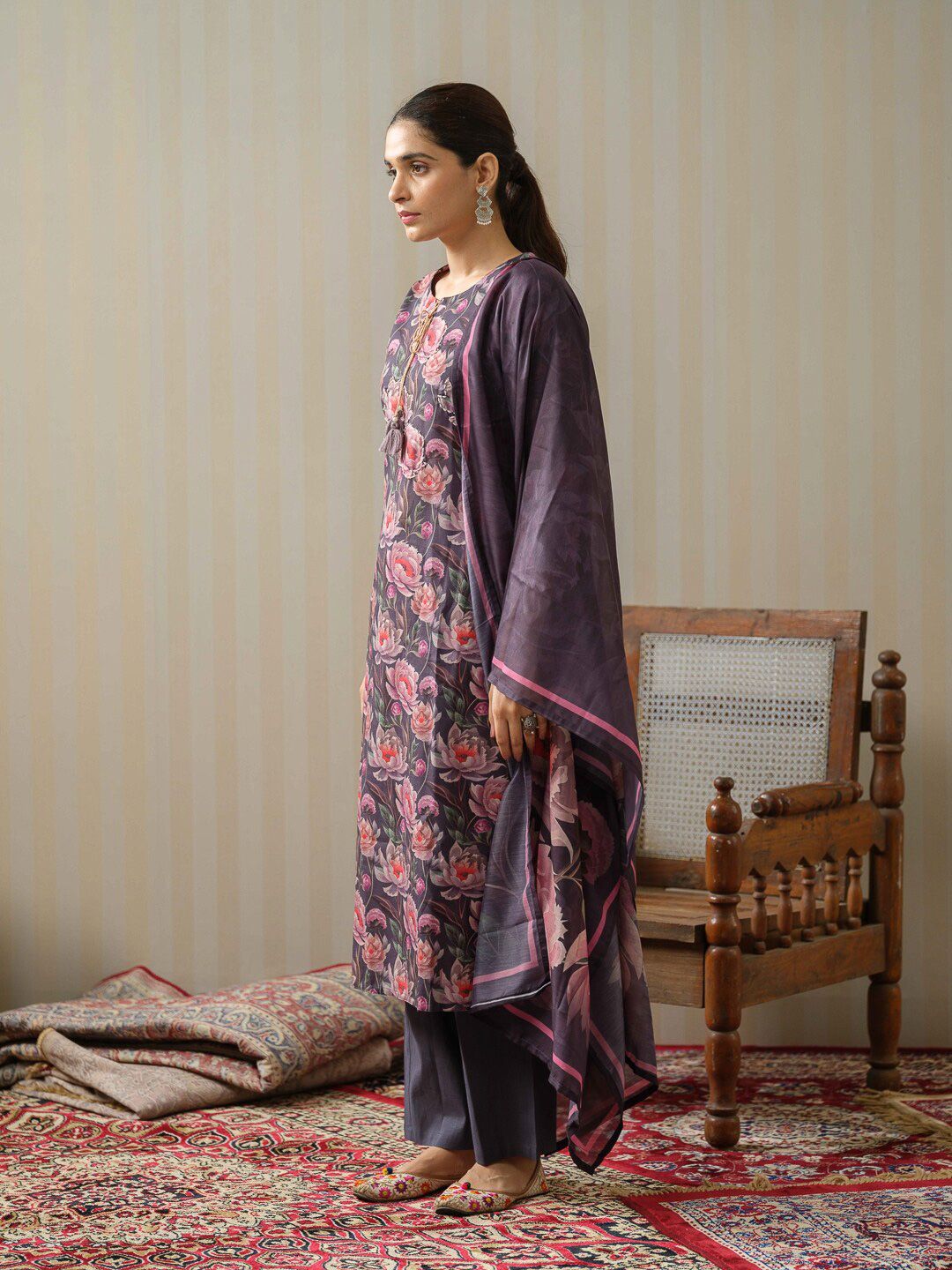 Dhiyona IS Women's Floral Printed Tie-Up Neck Linen Kurta with Trousers & With Dupatta