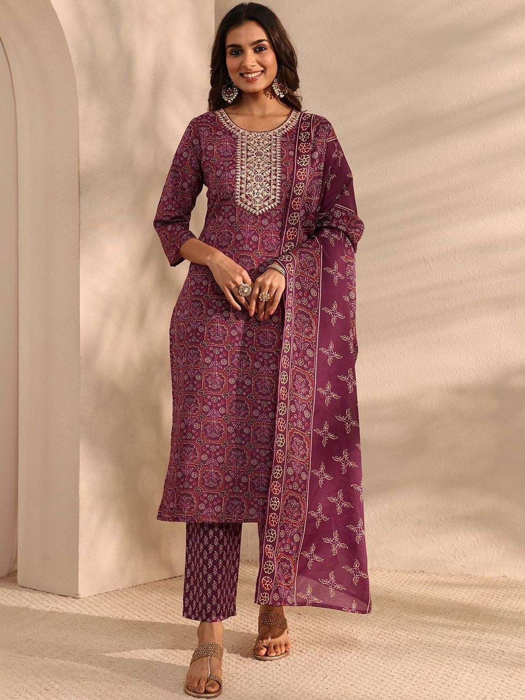 Women Ethnic Motifs Printed Regular Thread Work Kurta with Trousers & With Dupatta