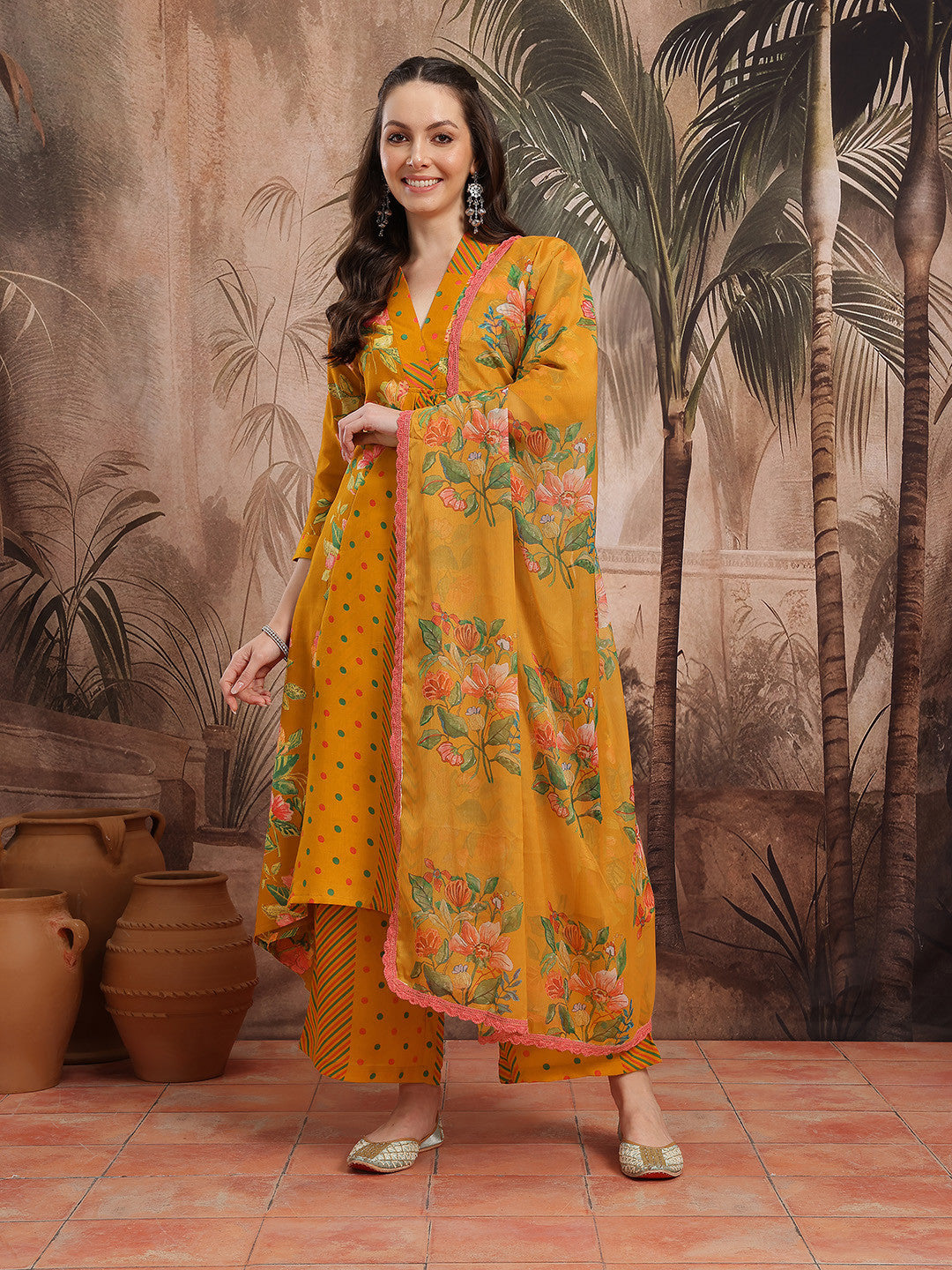 Floral Printed Regular Kurta with Trousers & Dupatta