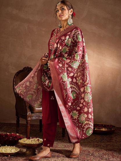Women Floral Embroidered Regular Thread Work Kurta with Trousers & With Dupatta