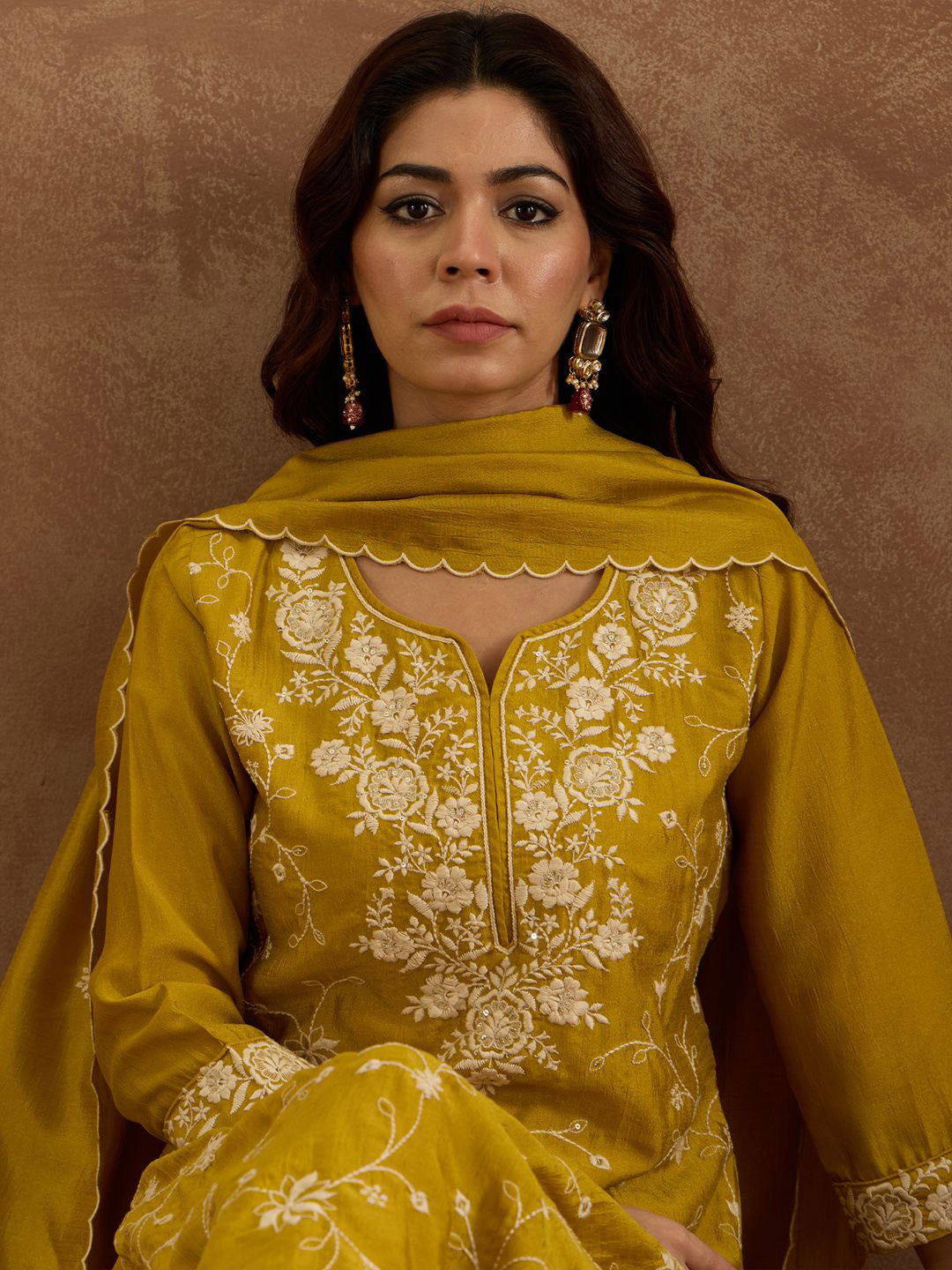 Women Ethnic Motifs Regular Thread Work Kurta with Trousers & Dupatta