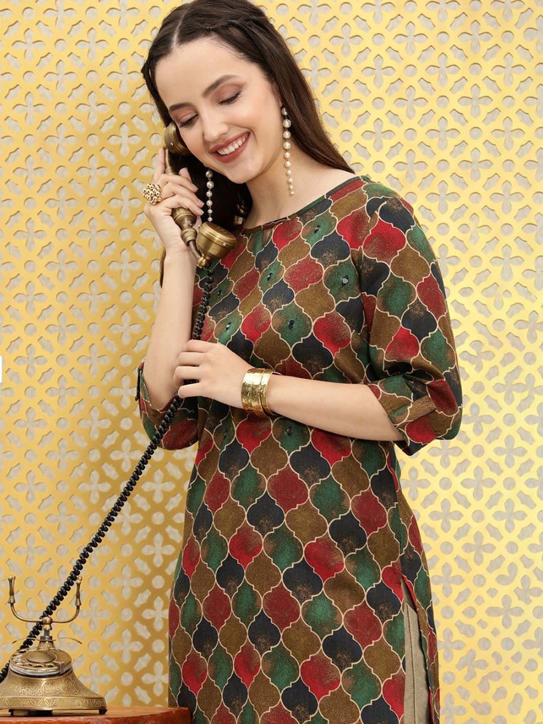 Dhiyona OD  Ethnic Motifs Printed Boat Neck Mirror Work Detailed Kurta