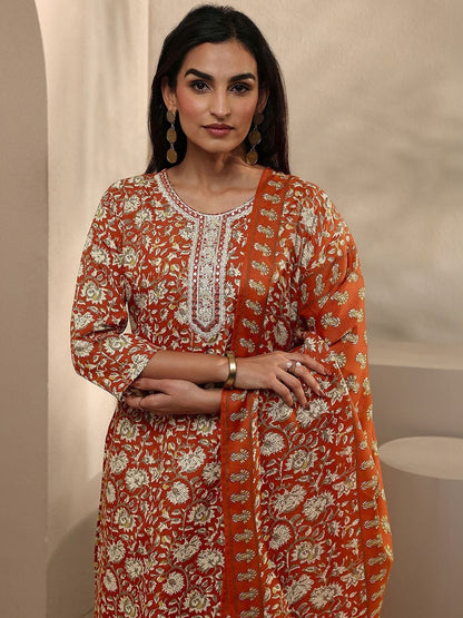 Women Floral Printed Regular Thread Work Kurta with Trousers & With Dupatta