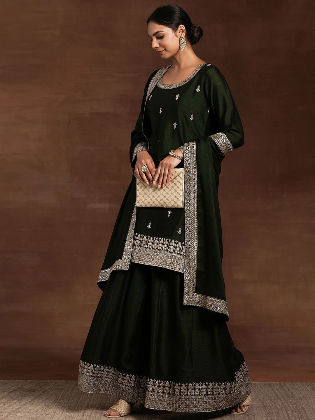 Dhiyona LL Women Floral Embroidered Regular Thread Work Kurta with Palazzos & With Dupatta