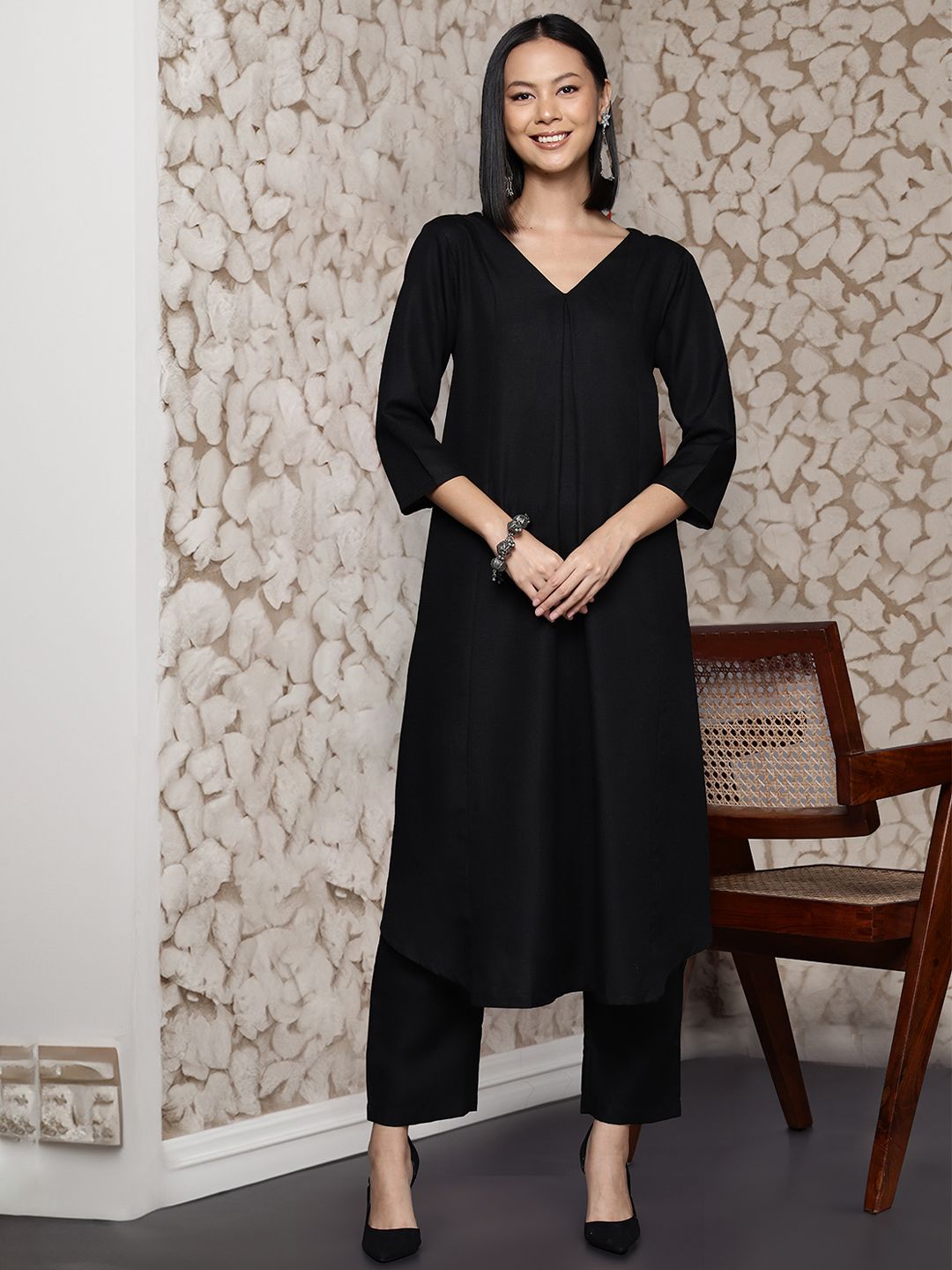 Black Black V-Neck Pleated Apple Hem Kurta With Trouser