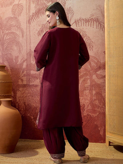 Embroidered Round-Neck Kurta & Harem Pants
