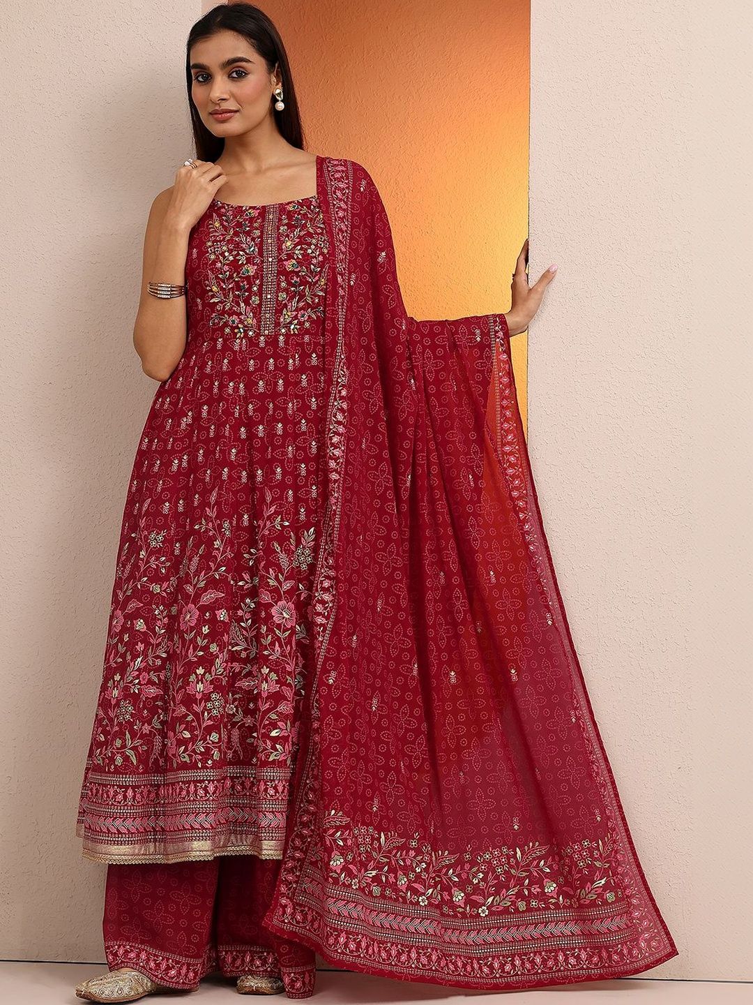 Dhiyona LL Women Ethnic Motifs Printed Regular Thread Work Kurta with Palazzos & With Dupatta