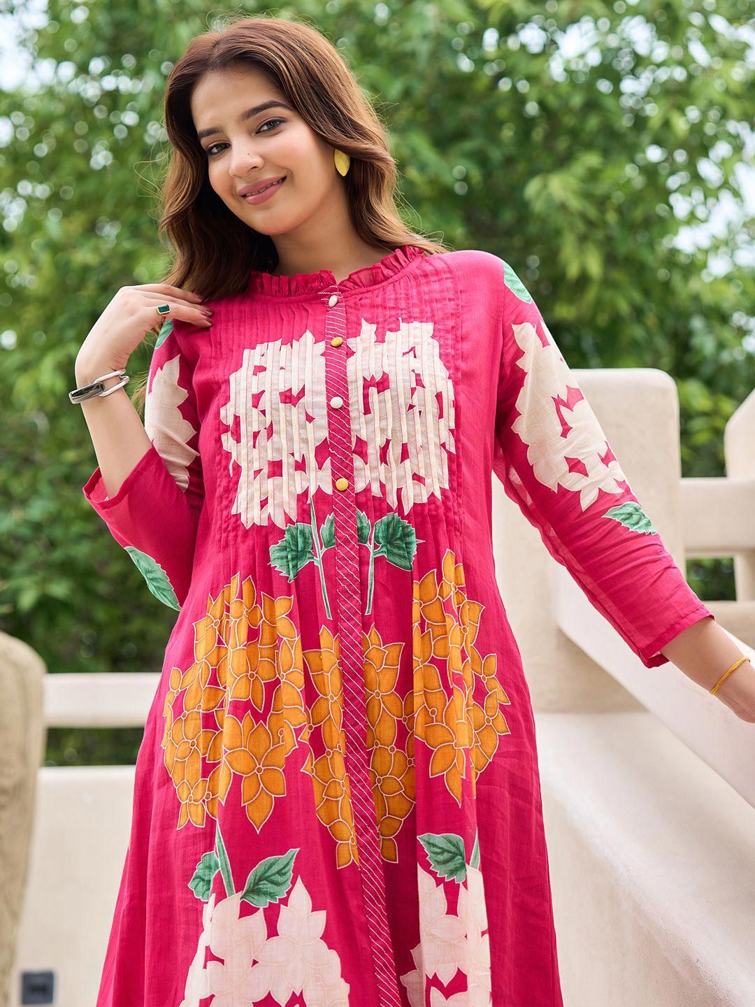 Dhiyona IE Floral Printed Mandarin Collar Pleated Pure Cotton A-Line Kurta With Trousers