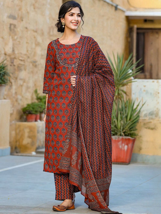 Dhiyona KL Women Ethnic Motifs Printed Regular Thread Work Kurta with Trousers & With Dupatta