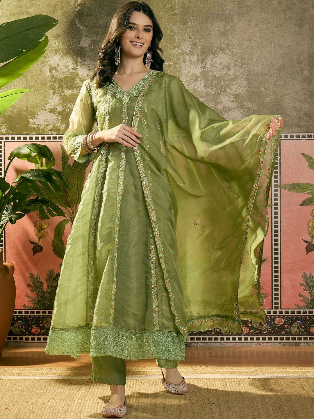 Dhiyona SN Embroidered V-Neck Kurta Trousers & Dupatta