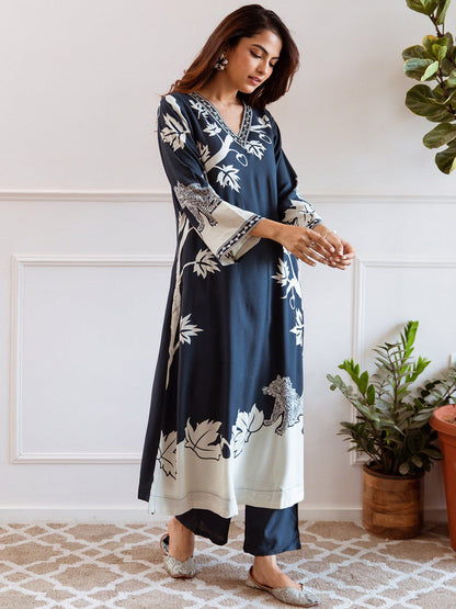 Women Printed Straight Kurta Set