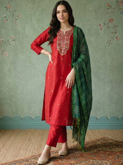 Women Ethnic Motifs Embroidered Regular Kurta with Trousers & With Dupatta