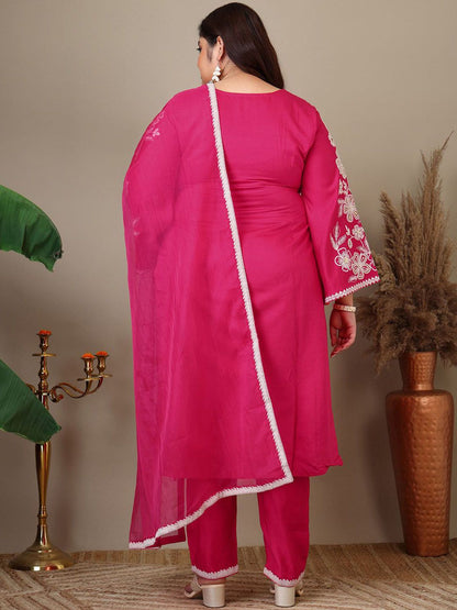 Dhiyona IN Women Plus Size Floral Embroidered Thread Work Kurta with Trousers & Dupatta