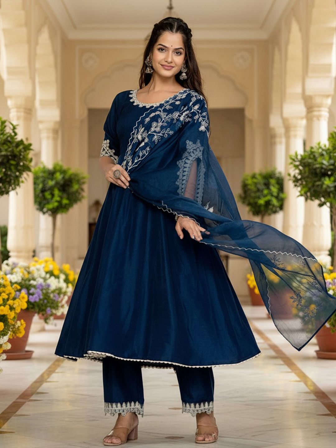 Dhiyona KL Women Embroidered Empire Thread Work Kurta with Palazzos & With Dupatta