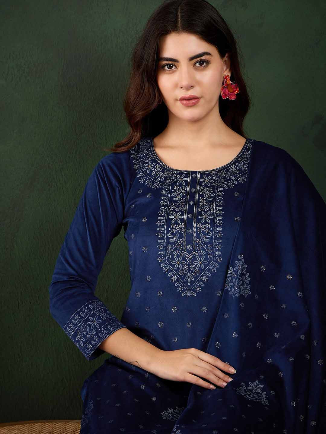 Floral Printed Winter Velvet Straight Kurta & Trouser With Dupatta