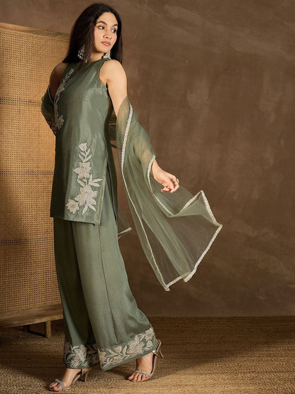 Dhiyona IN Floral Embroidered Round Neck Sequinned Straight Kurta With Palazzos & Dupatta